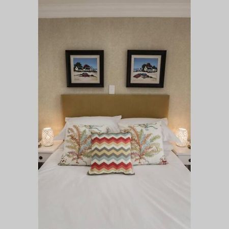 Oceanview Apartments The Look Out Jeffreys Bay Bagian luar foto
