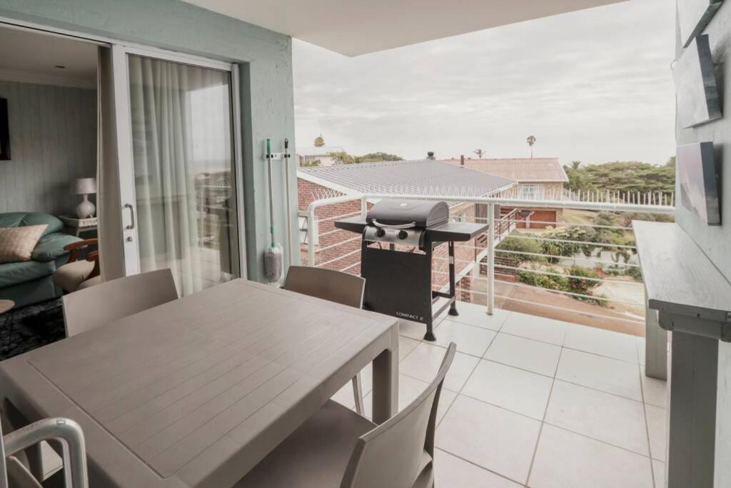 Oceanview Apartments The Look Out Jeffreys Bay Bagian luar foto