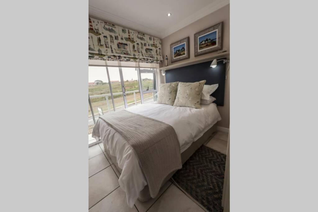 Oceanview Apartments The Look Out Jeffreys Bay Bagian luar foto